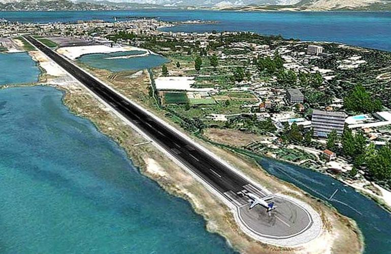 Εκπαιδευτική ρίψη βολίδων κρότου για την ασφαλή απομάκρυνση των πτηνών στο αεροδρόμιο Κέρκυρας