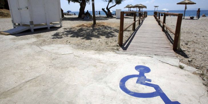 Δημιουργία προσβάσιμων για ΑμΕΑ θαλάσσιων προορισμών σε τέσσερις παραλίες της Κέρκυρας