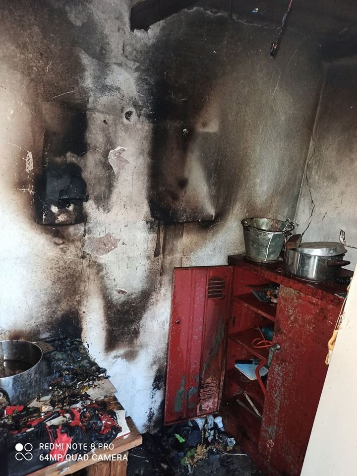 Φωτιά σε αποθήκη στον Αη Γιώργη Αργυράδων