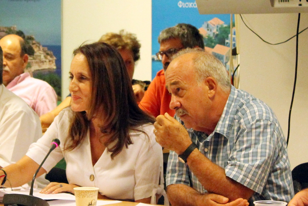 Λαϊκή Συσπείρωση για τη συνεδρίαση του Π.Σ: Πού χάθηκε η ντροπή;