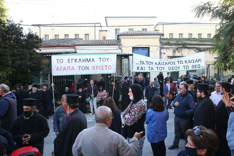 Εκδικάζεται η υπόθεση του Μητροπολίτη Κερκύρας, Νεκτάριου (photo gallery)