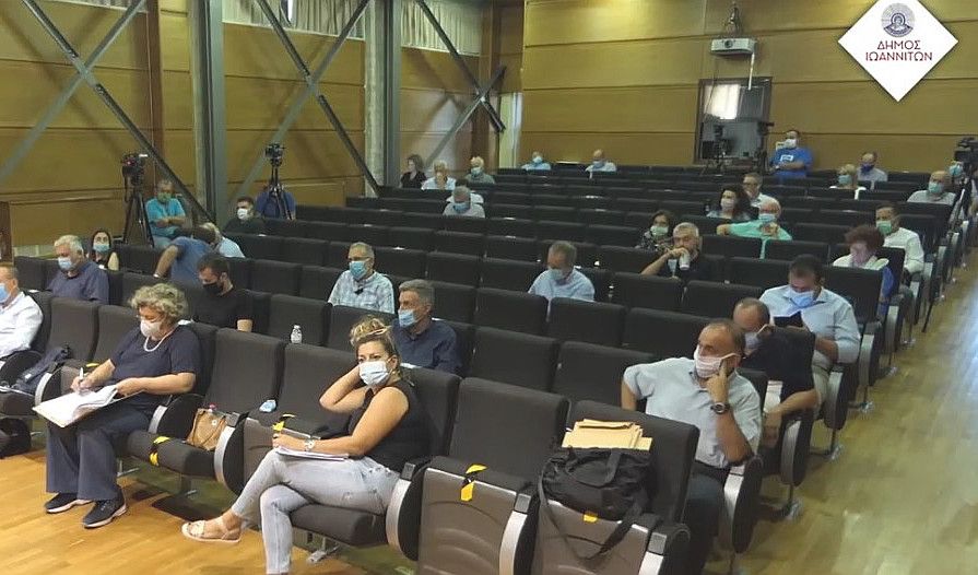 Νερό με το σταγονόμετρο αλλά και Ουοτεργκέιτ στα Γιάννενα