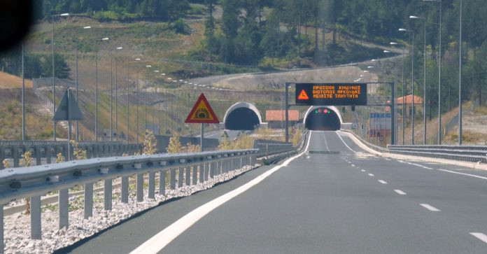 «Αδιάβατη» λόγω διοδίων και η Εγνατία