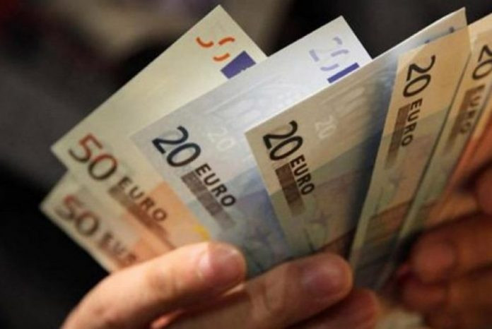 Πότε πληρώνονται τα επιδόματα του ΟΠΕΚΑ στους δικαιούχους