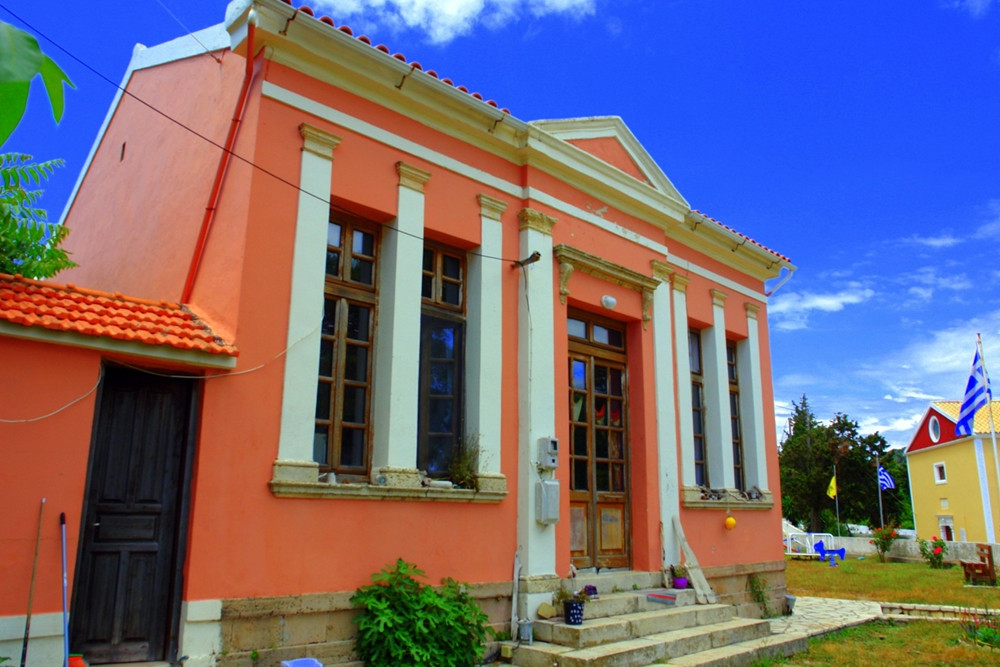 Λειτούργησε μετά από τρία χρόνια το δημοτικό σχολείο της Ερείκουσας