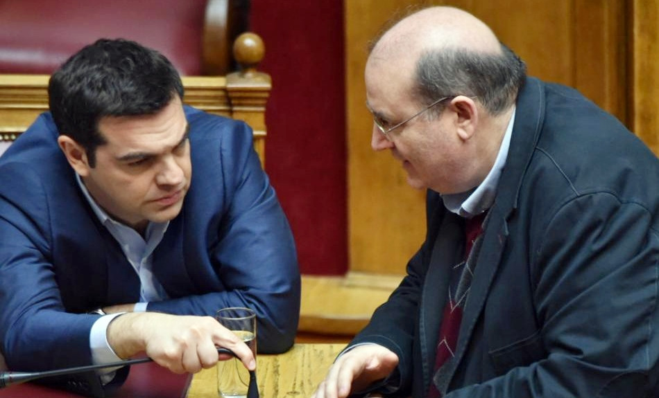 ΠΑΜΕ Εκπαιδευτικών Κέρκυρας: Μηδέν στο Υπουργείο Παιδείας