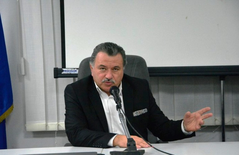 Γαλιατσάτος: «Αποκαλύφθηκε η λαθροχειρία στα υδατοδρόμια» (video)