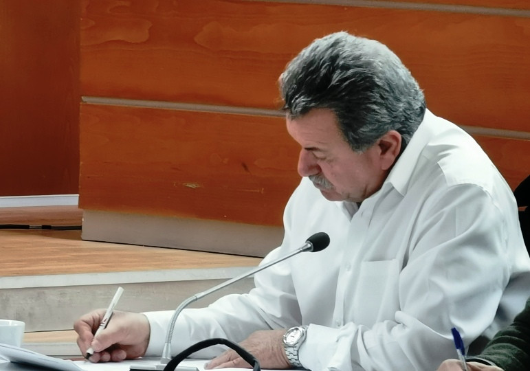 Γαλιατσάτος: «Άνθρακες ο θησαυρός, κε Μητσοτάκη!»