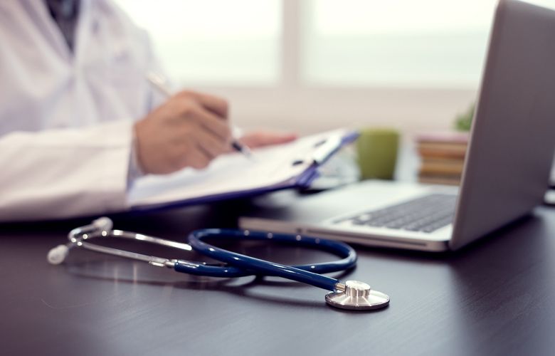 Αντιπαράθεση συνδικαλιστών και διοικητή Νοσοκομείου με αφορμή ...έναν υπολογιστή!