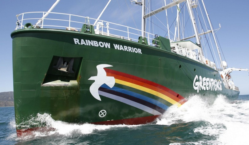 Στο Ιόνιο το πλοίο της Greenpeace, ενάντια στις εξορύξεις υδρογονανθράκων