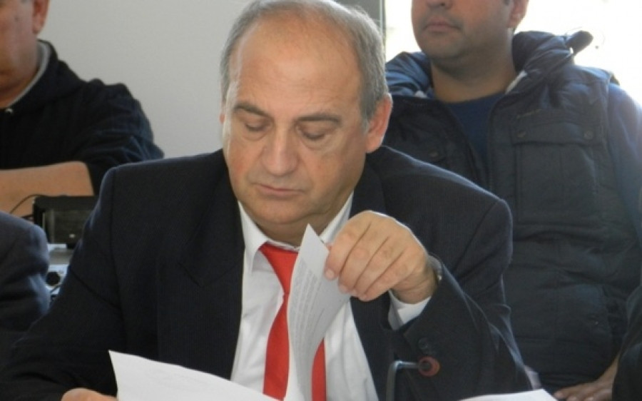 Τεμπλόνι, παλιά πόλη, παραλίες, κωνωποκτονία από τον Γ. Καλούδη στο δημ. συμβούλιο