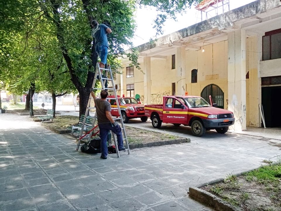 Παρεμβάσεις από τα συνεργεία Καθημερινότητας του Δήμου Κεντρικής Κέρκυρας και Διαποντίων