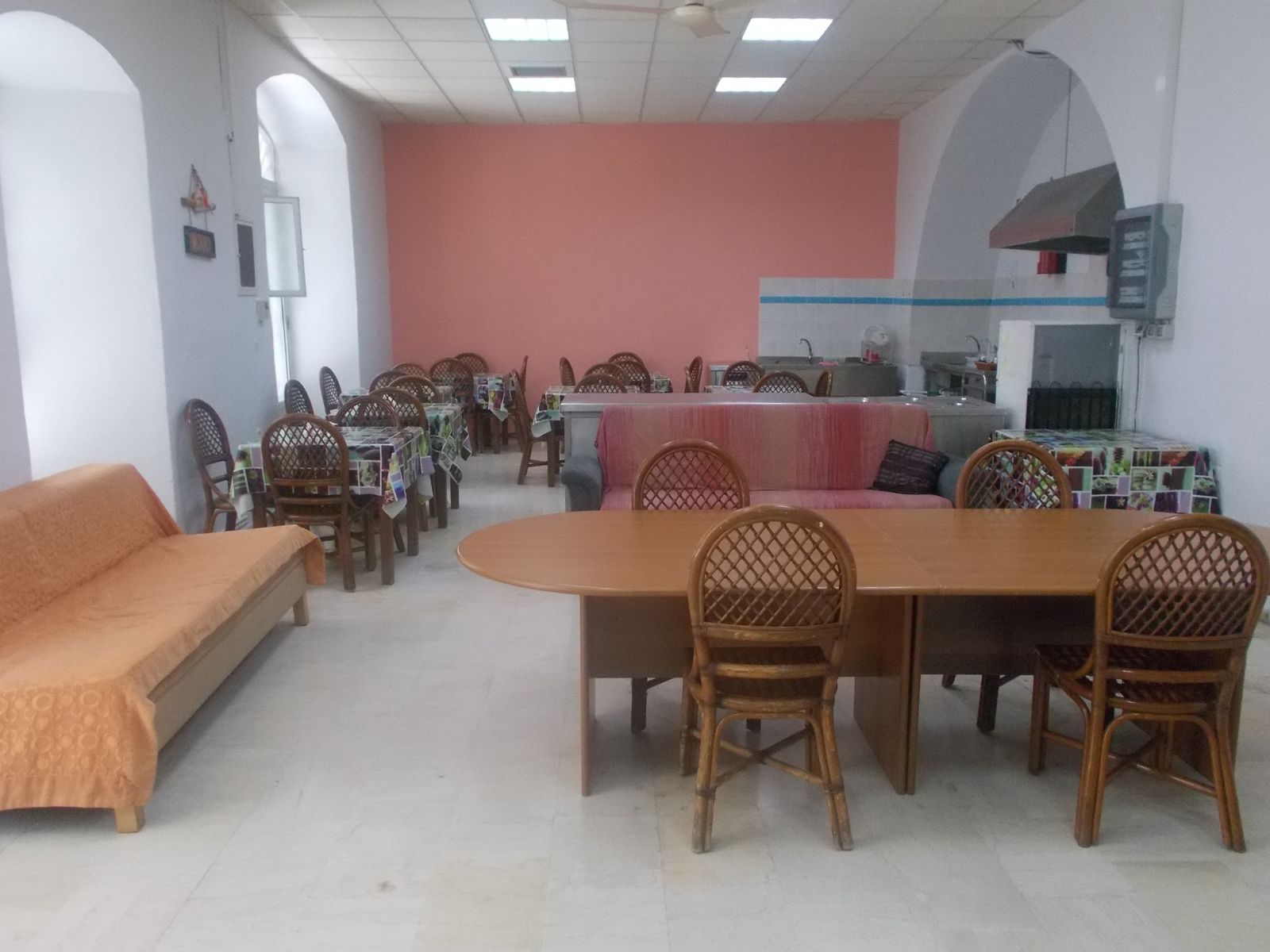 Κλιματιζόμενη αίθουσα από Δήμο και Equal Society