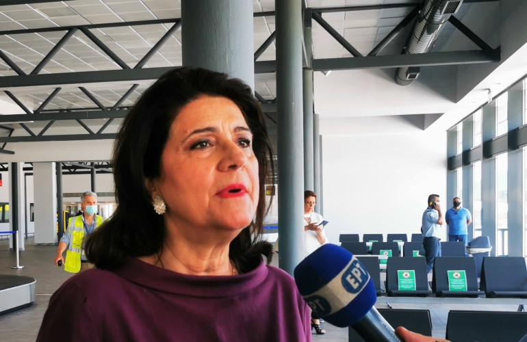 Σύσκεψη Μερόπης - Ρόδης. Δυο γραμμές για τη μεταφορά των σκουπιδιών