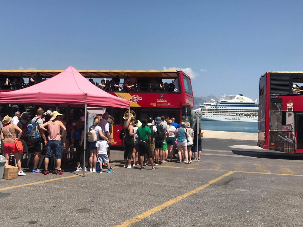 Οι Ιδιοκτήτες Τουριστικών Λεωφορείων για τα περιηγητικά ανοιχτού τύπου
