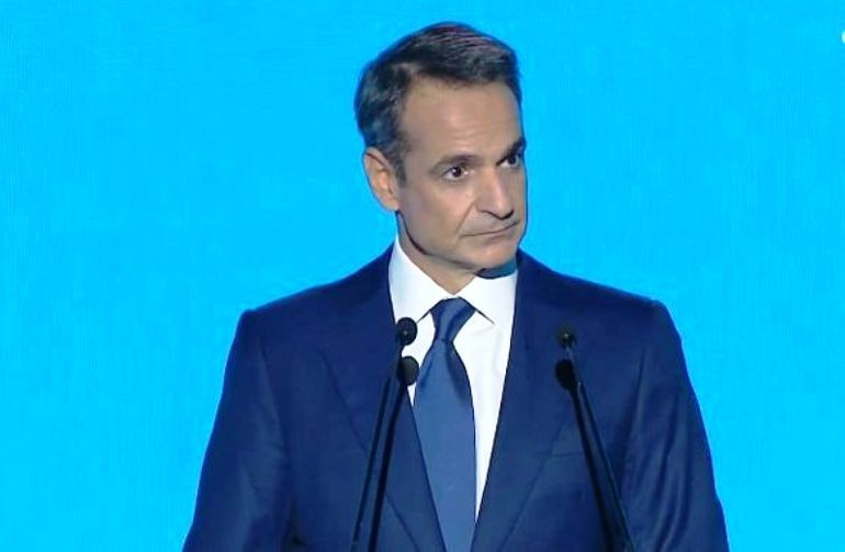 Μητσοτάκης: Αυτοπροστασία ή καραντίνα