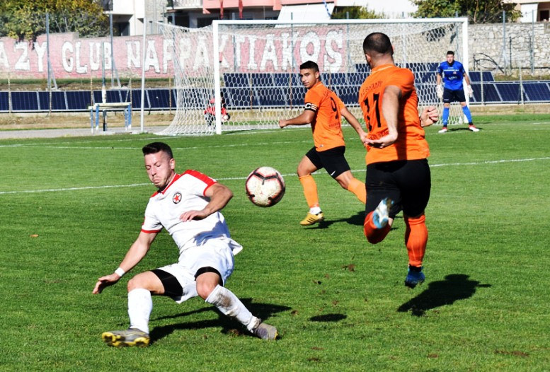 Ήττα (3-1) Θιναλιακού στη Ναύπακτο - Εντός έδρας 1-1 η ΑΕΛ με Τηλυκράτη