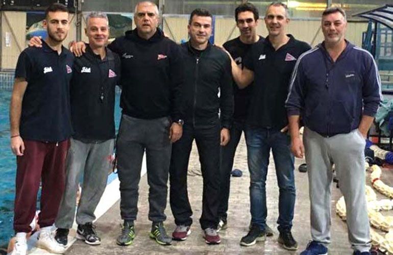 Ο Ομοσπονδιακός Φ. Γιαννόπουλος στην προπόνηση του ΝΑΟΚ