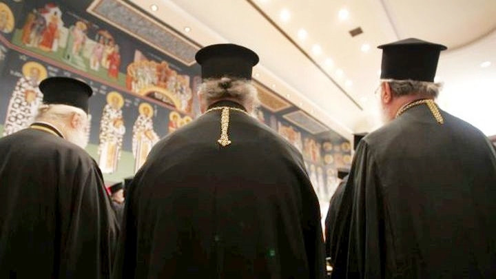 Μικρόνοες λειτουργοί, μέγας κίνδυνος