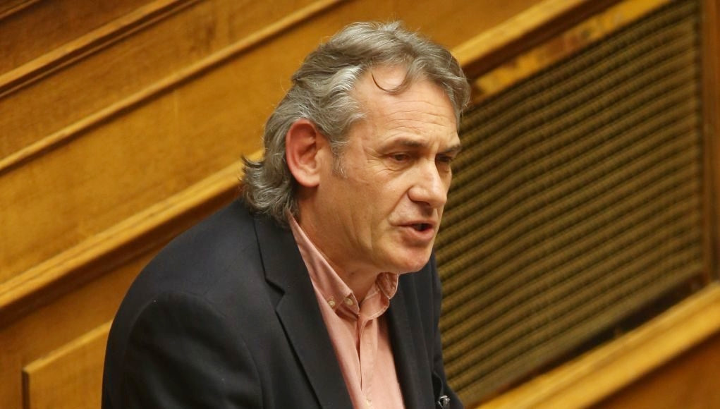 Κώστας Παυλίδης: Υποχρεωτικά μέσω τράπεζας η αποζημίωση απόλυσης