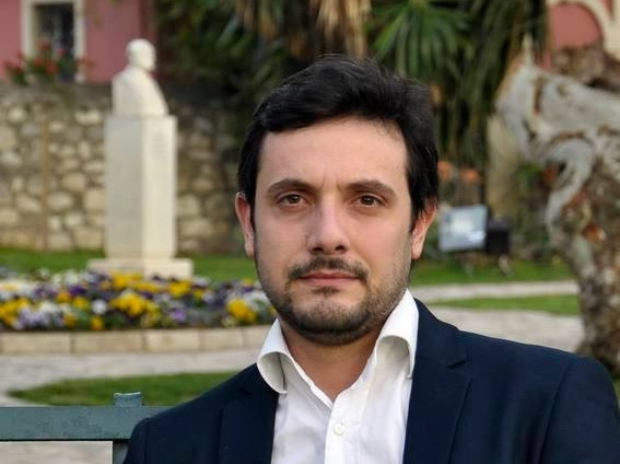 Αράχνη, η υφάντρα της διαπλοκής!