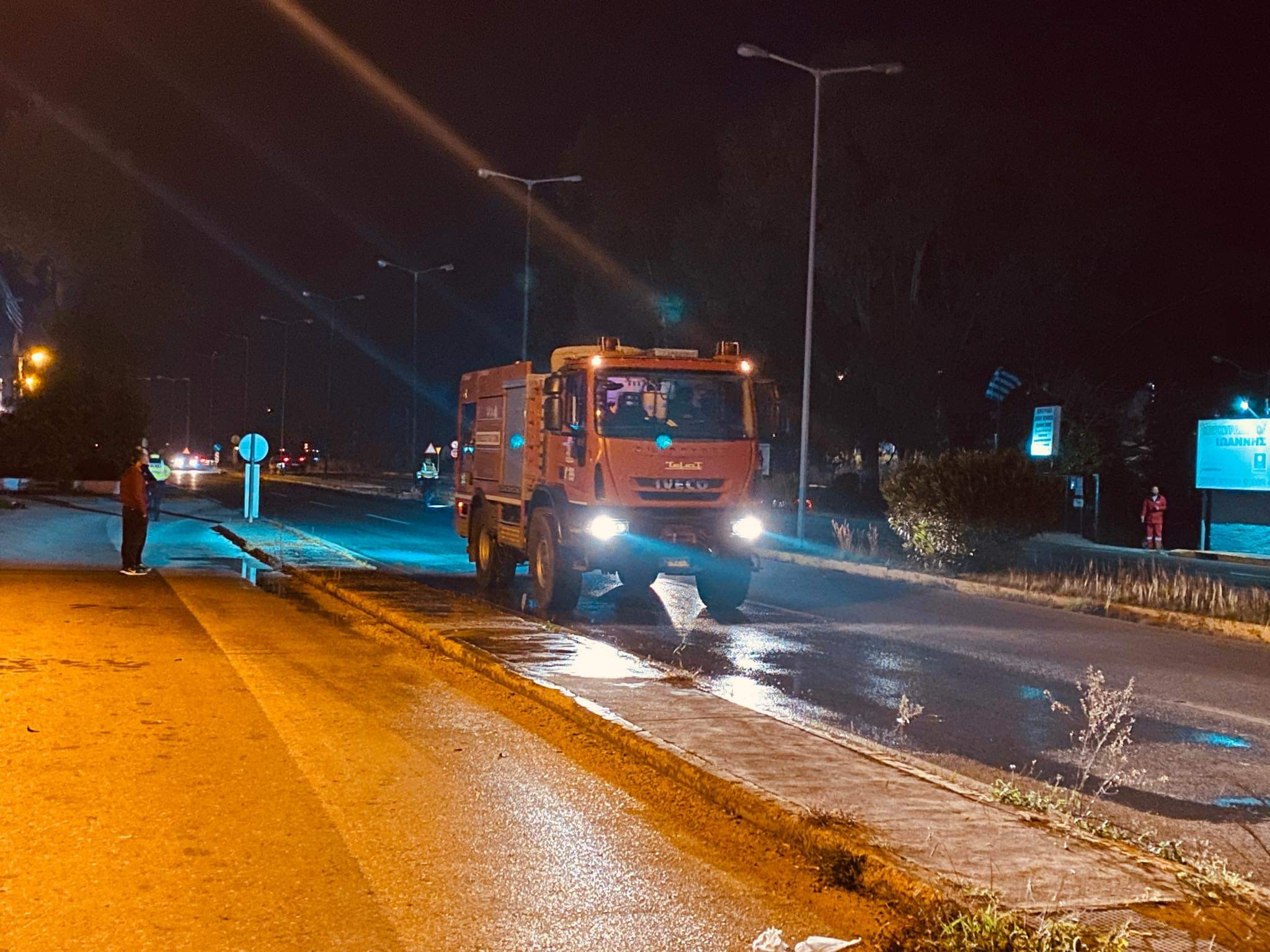 Σβηστά τα φώτα της εθνικής οδού στο σημείο του θανατηφόρου τροχαίου