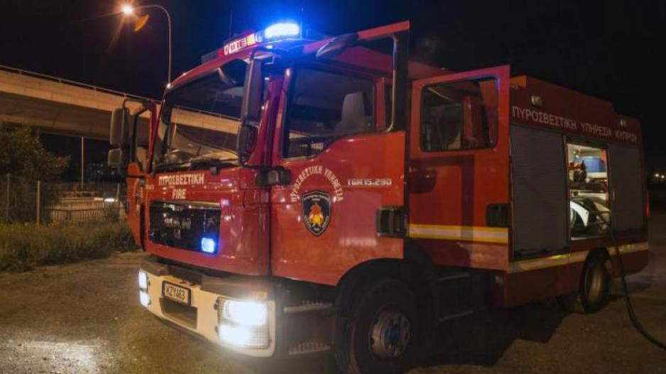 Φωτιά σε μηχανάκι στην οδό Μαρασλή