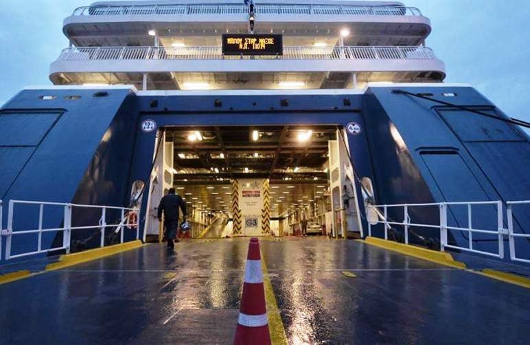 Μεγαλύτερη πληρότητα επιβατών από σήμερα στα πλοία