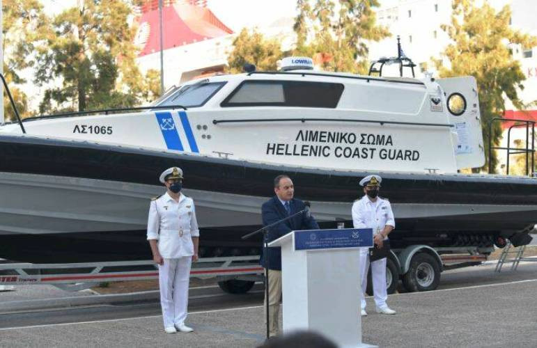 Δύο πλωτά περιπολικά με υγειονομικό εξοπλισμό στο Ιόνιο