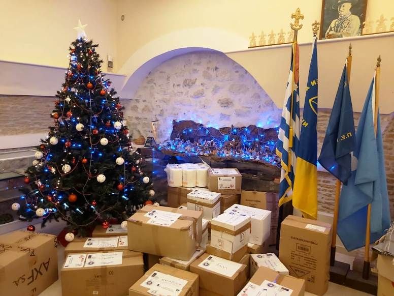 Συλλογή ειδών πρώτης ανάγκης για την Αλβανία από τους Προσκόπους