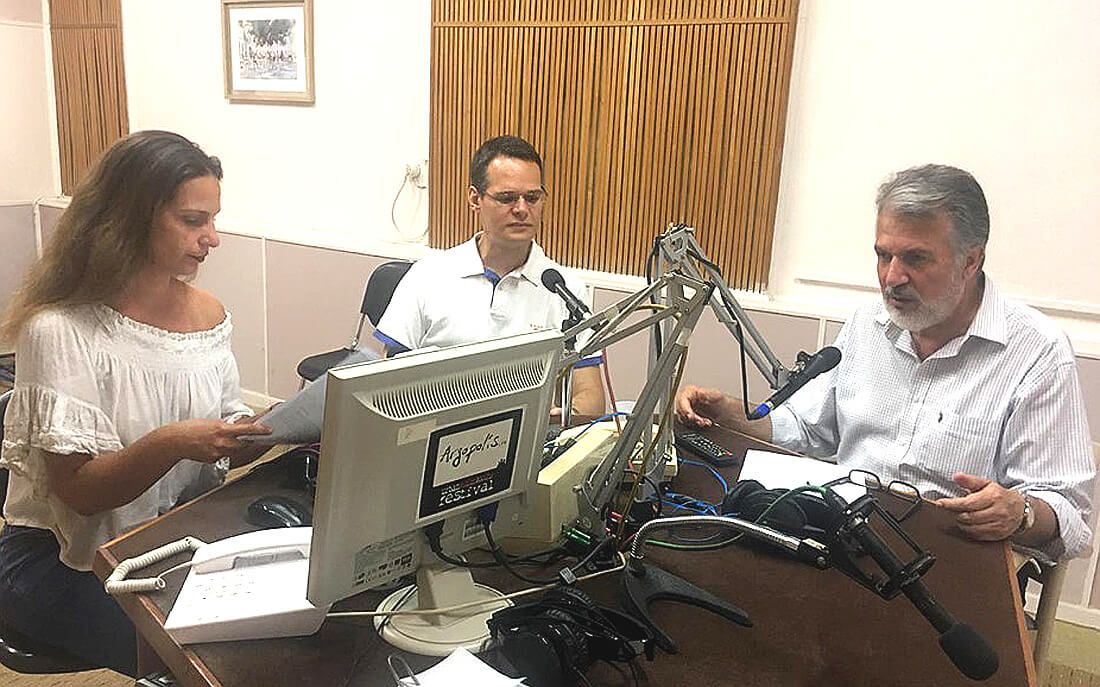 Σπύρος Προσωπάρης στην εκπομπή «Τα τραγούδια μας, οι ρίζες μας» της Ελένης Παπαϊωάννου και του Στ. Πουλημένο