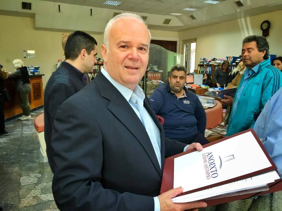 Σε δημόσιο διάλογο καλεί ο Στέλλας τον Χονδρογιάννη
