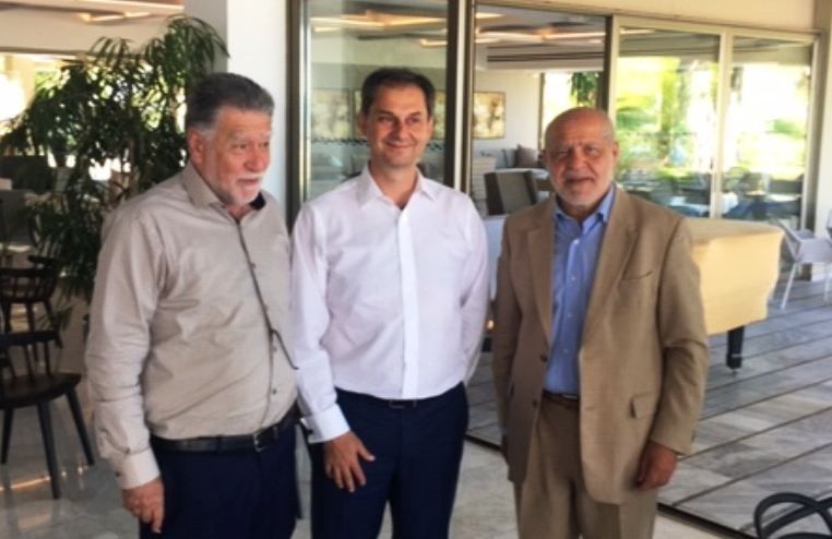 Τι συζήτησαν με τον Χάρη Θεοχάρη οι Γ. Μαχειμάρης & Κ. Λέσσης