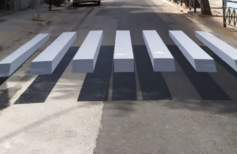 Απέκτησε -και- η Αθήνα 3D διαβάσεις πεζών - Η Κέρκυρα, πότε...; (video-photos)