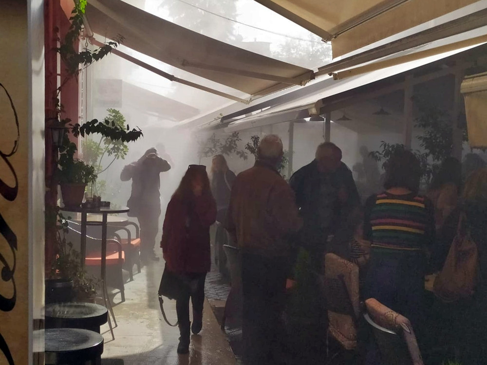 Βραχυκύκλωμα σε καλώδια τρόμαξε τον κόσμο στον Πεζόδρομο