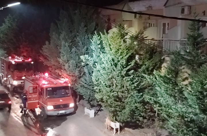 Υλικές ζημιές από φωτιά σε ξενοδοχείο στον Ποταμό